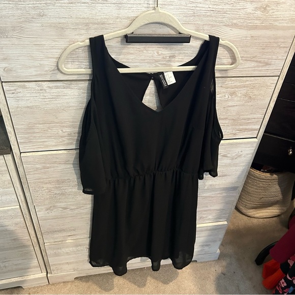 H&M black off shoulder floaty mesh dress (Size 12) - Picture 1 of 5